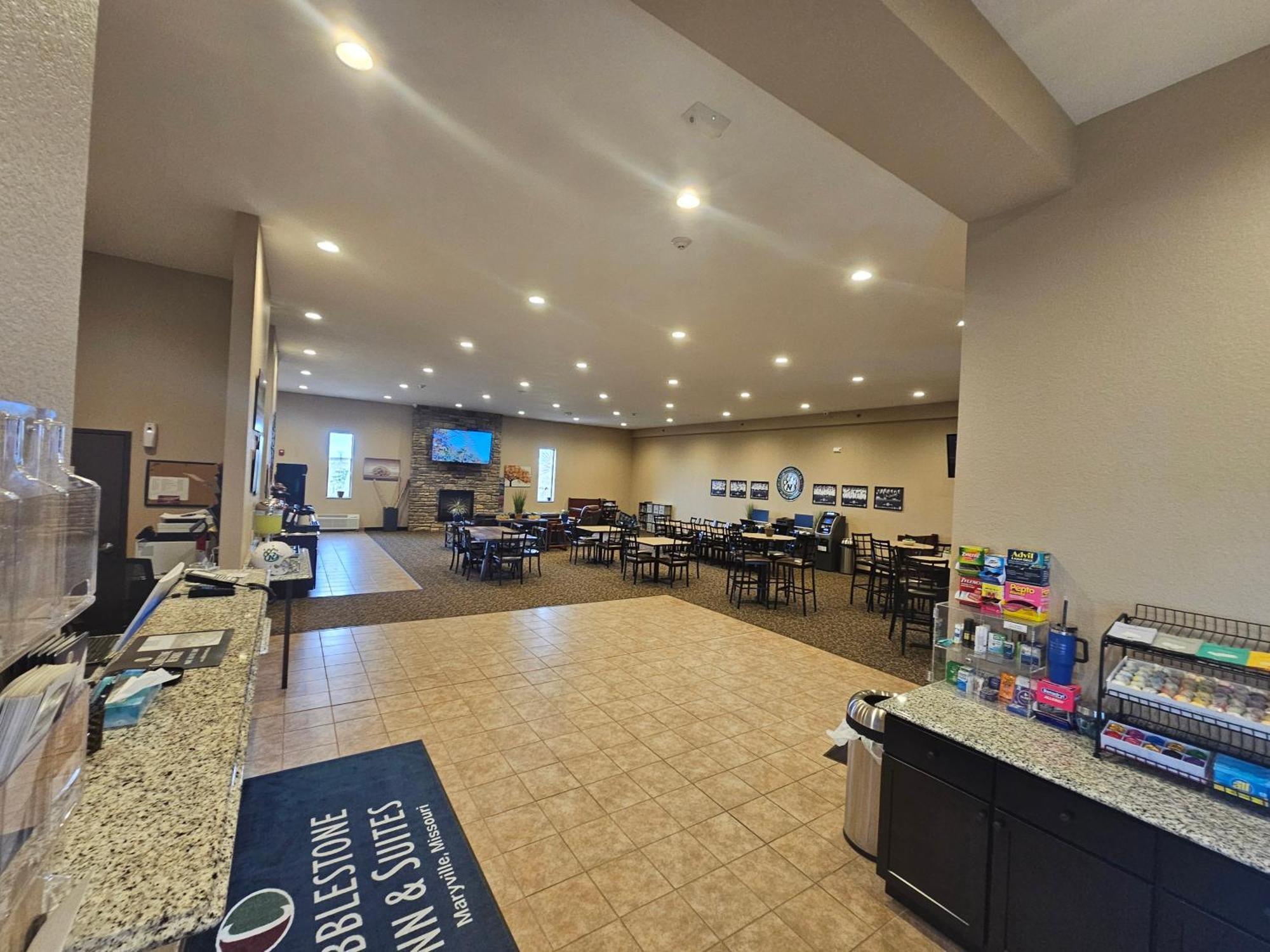 Cobblestone Inn & Suites Maryville المظهر الخارجي الصورة