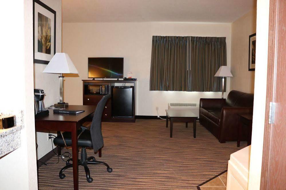 Cobblestone Inn & Suites Maryville المظهر الخارجي الصورة