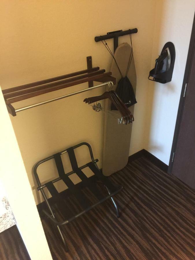Cobblestone Inn & Suites Maryville المظهر الخارجي الصورة